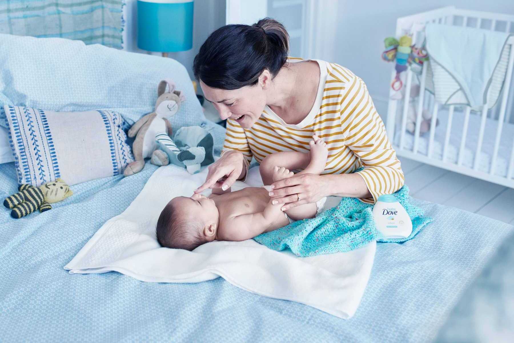 Cách chăm sóc trẻ sơ sinh cho đến khi đầy tháng cho người lần đầu làm mẹ