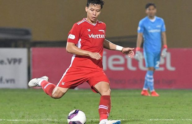 Thầy trò HLV Trương Việt Hoàng thắng Bình Dương tại V-League 2021